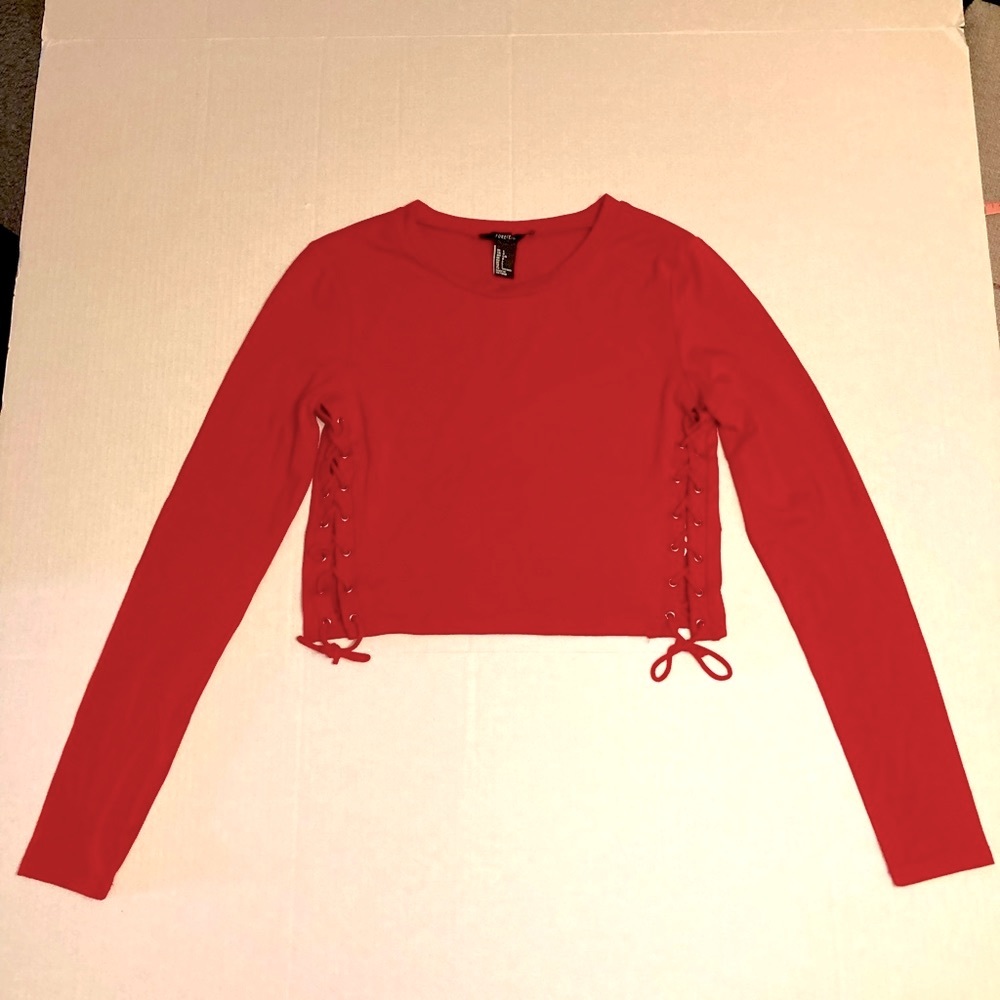 Forever 21 Red Laced Side Crop Top Size L